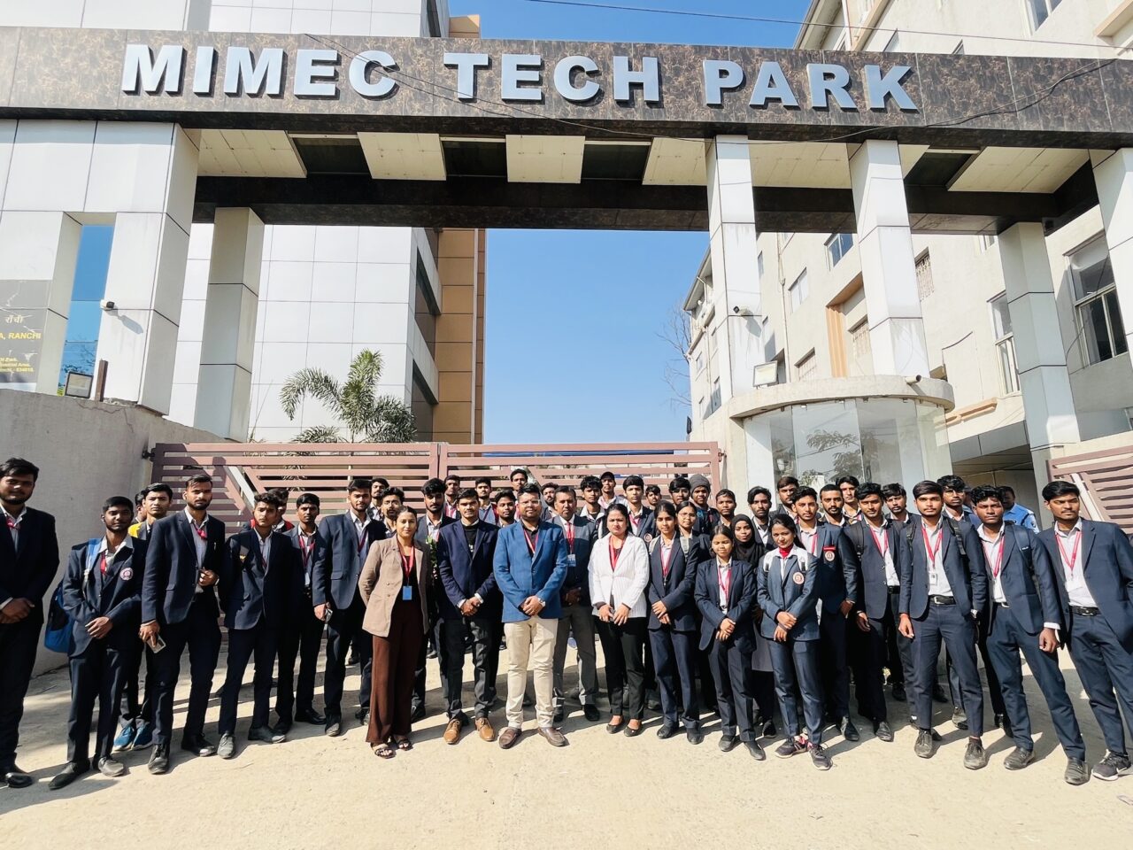 596816724_849794911140049_1814474797183389149_n