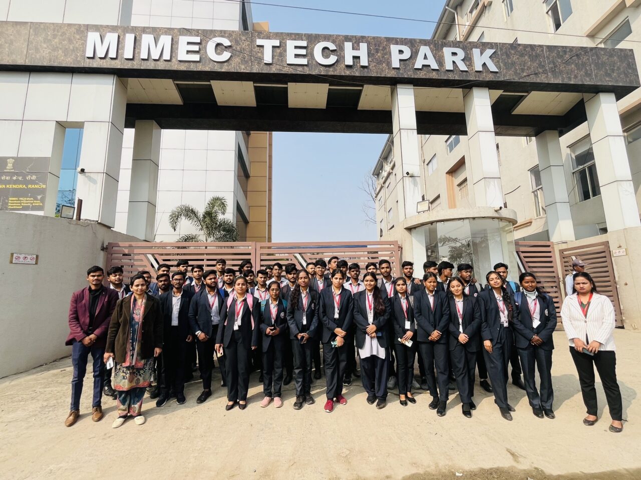 598437098_850540931065447_7588565217105418279_n